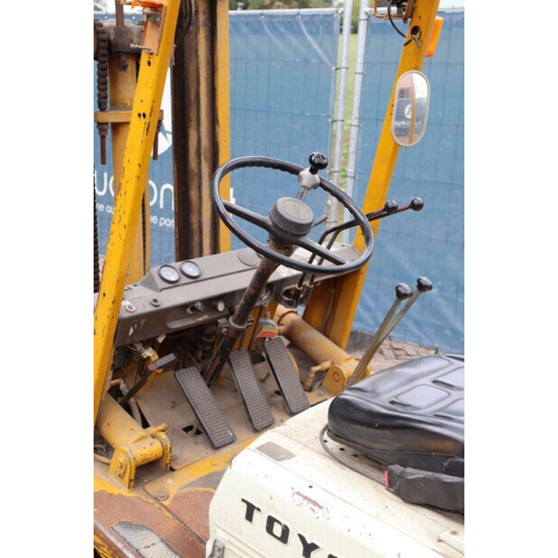 Toyota 3FD25-45337848