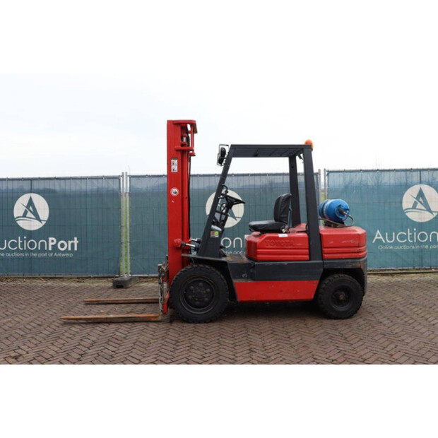 Toyota 42-5FG30-45337866