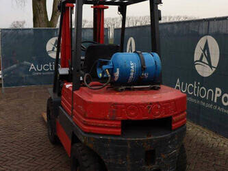 toyota-42-5fg30-1413876-45337868