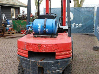 toyota-42-5fg30-1413876-45337870