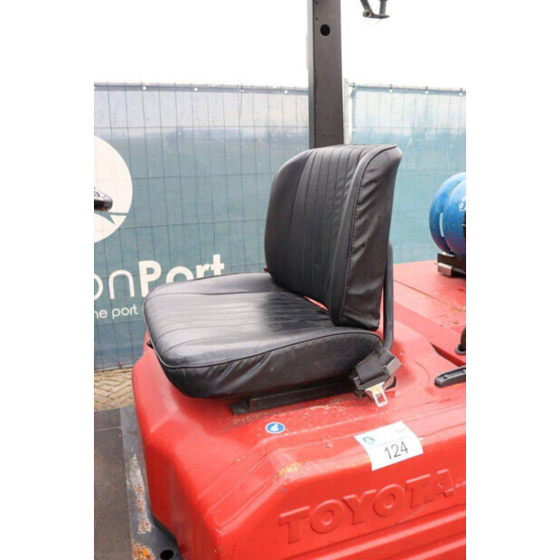 Toyota 42-5FG30-45337885