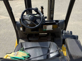 2007-yale-glp30vx-f2195-1413879-45337963