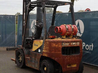 2002-daewoo-g25e-5-1413882-45338022