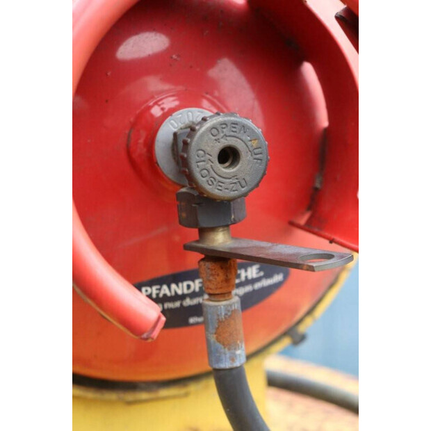 2002 Daewoo G25E-5-45338038