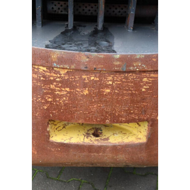 2002 Daewoo G25E-5-45338039