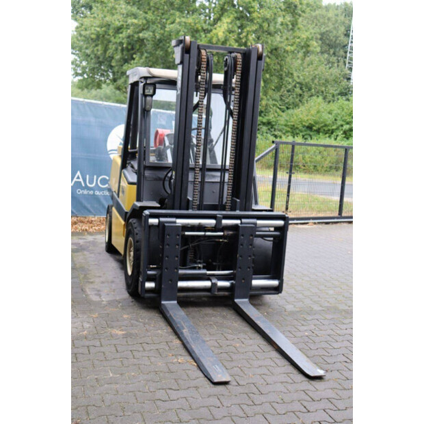 2006 يال GLP55MJ-45338064