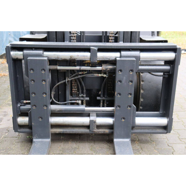 2006 يال GLP55MJ-45338069