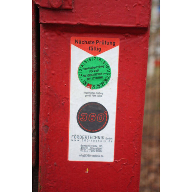 1976 أو أند كيه V20D-45338134