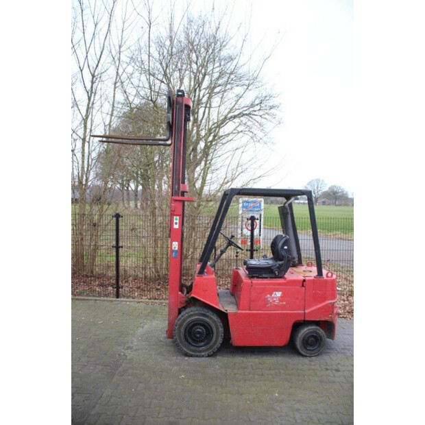 1976 أو أند كيه V20D-45338135