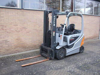 2015-still-rx60-25-1413887-45338175