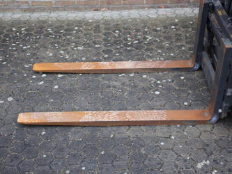 2015-still-rx60-25-1413887-45338178