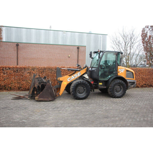 2017 CASE 121F-45338258