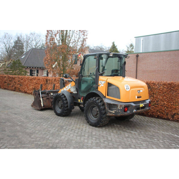 2017 CASE 121F-45338260