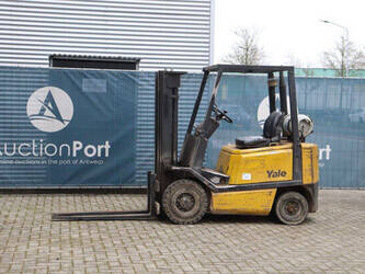 صورة ل رافعات شوكية 1994 يال GLP15