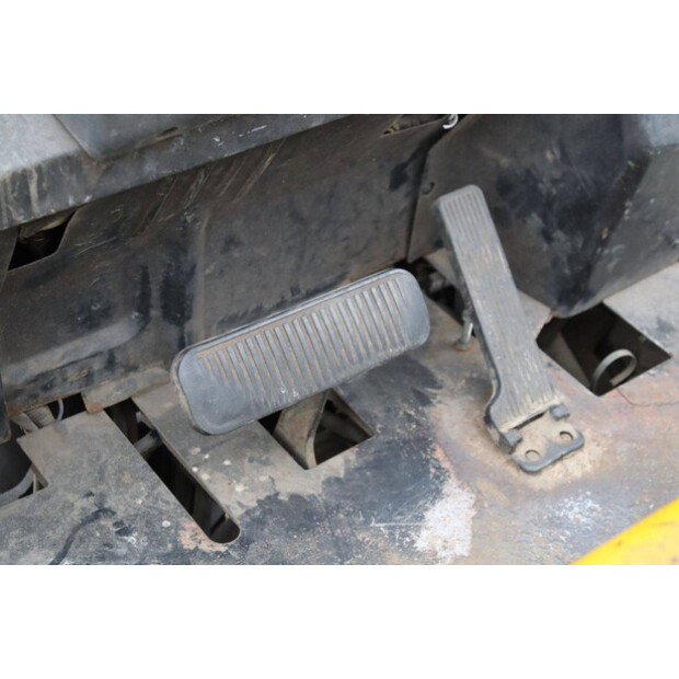 1994 يال GLP15-45338672