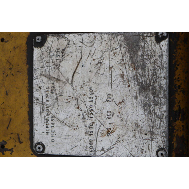 1994 يال GLP15-45338678