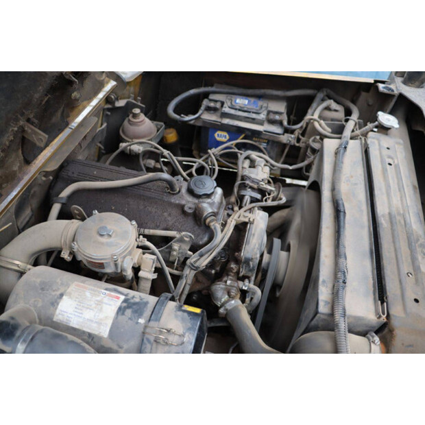 1994 يال GLP15-45338679