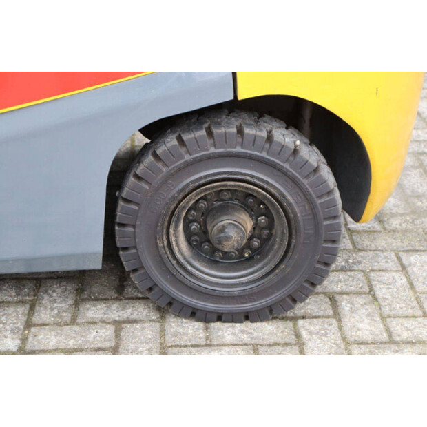 2013 تي سي ام FG25T3-45338769