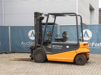 1996-still-r60-40-1413906-45338840