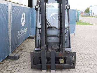 2017-linde-e30hl-01-600-1413910-45338979