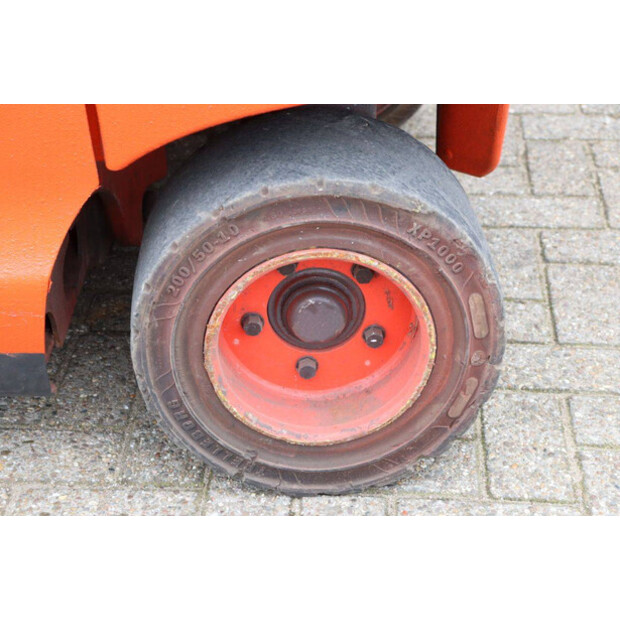 2017 Linde E30HL-01/600-45338988