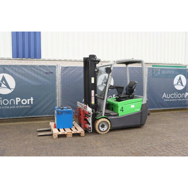 2011 سيساب B318-45339078