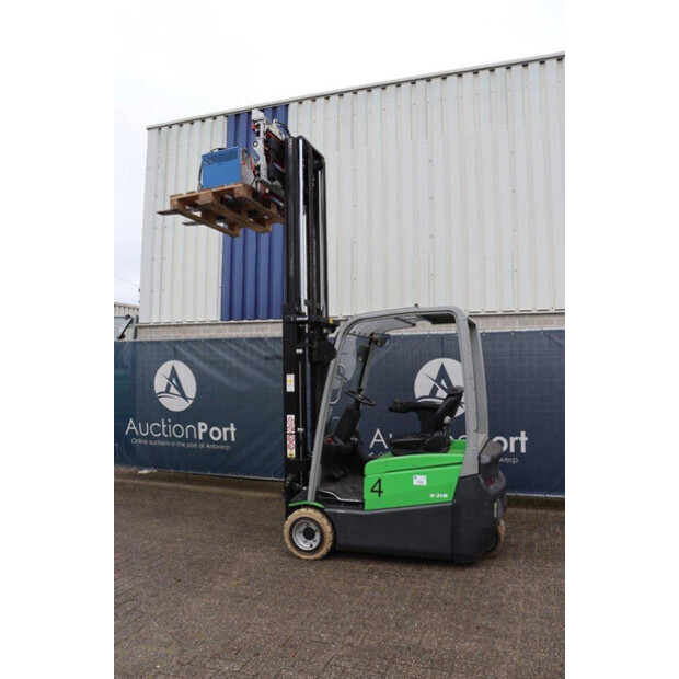 2011 سيساب B318-45339105