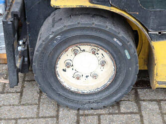 2011-yale-erp25vl-1413919-45339263