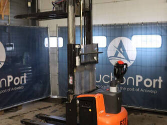 2016-bt-swe200d-1413933-45339666