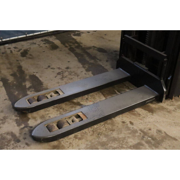 2013 BT SWE200D-45339679