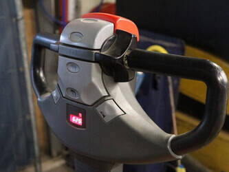 2013-bt-swe200d-1413934-45339687