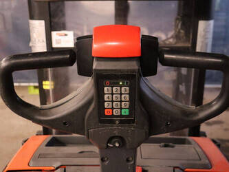 bt-staxio-1413935-45339713