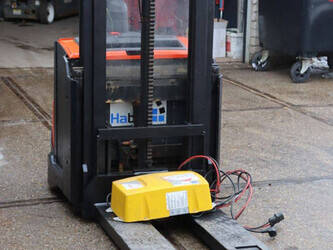 2017-toyota-swe200d-1413936-45339733