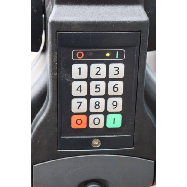 2017 Toyota SWE200D-45339745