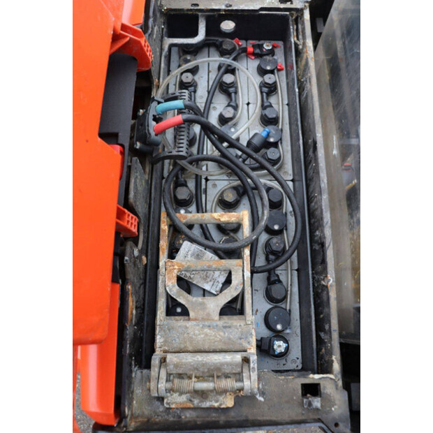 2017 Toyota SWE200D-45339748