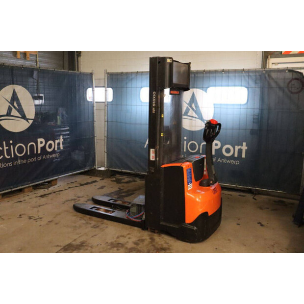 2018 Toyota SWE140L-45339760