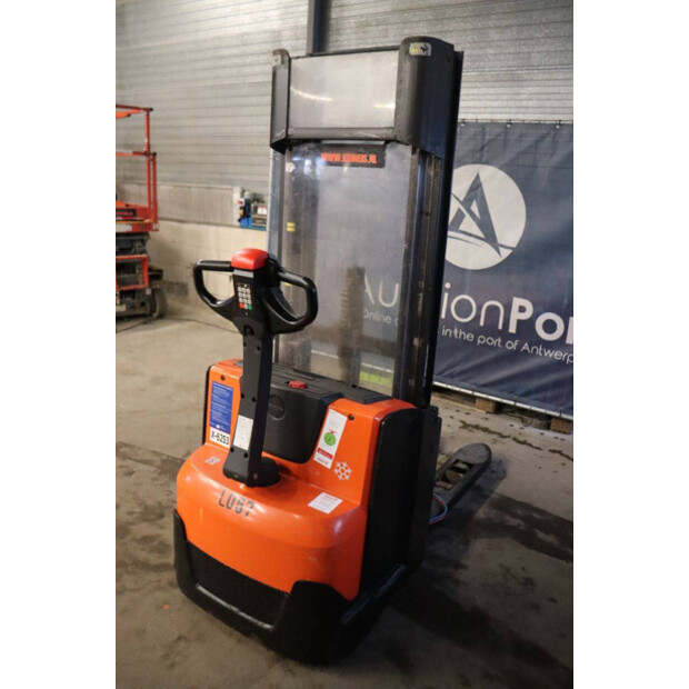 2018 Toyota SWE140L-45339763