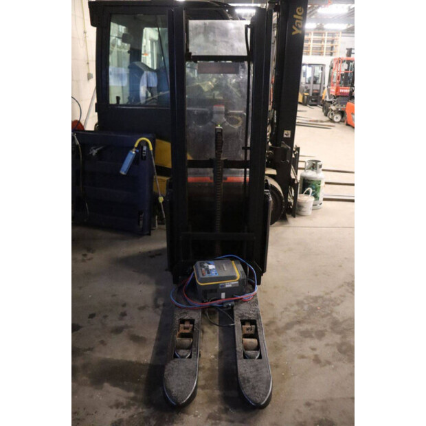 2018 Toyota SWE140L-45339765