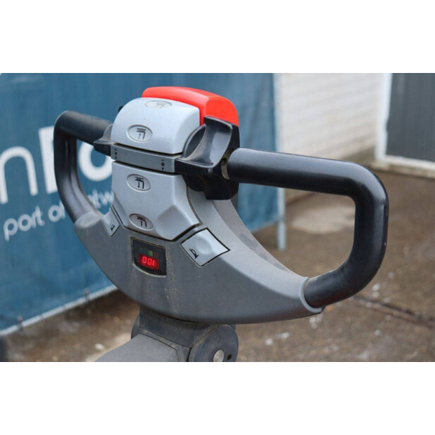 2015 بي تي SWE200D-45339807