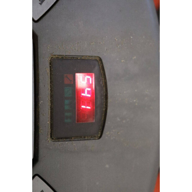 2015 بي تي SWE200D-45339818