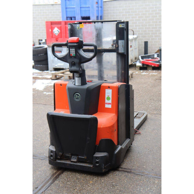 2016 بي تي SWE200D-45339824