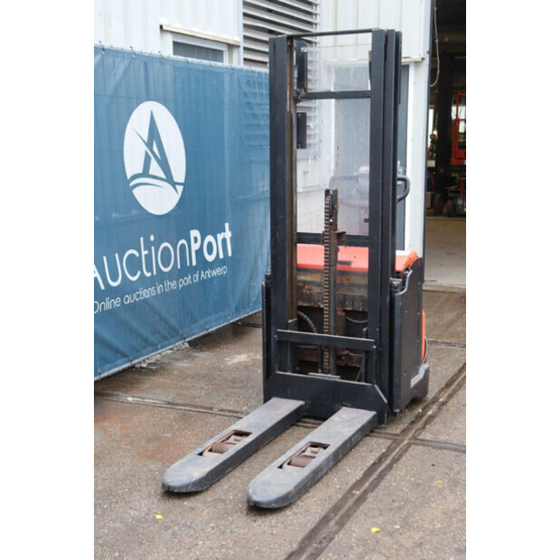 2016 BT SWE140L-45339857