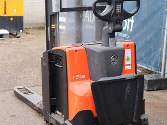 2015-bt-swe200d-1413943-45339941