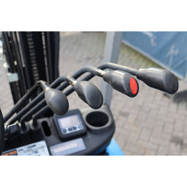 2020 Cesab M325-45340055