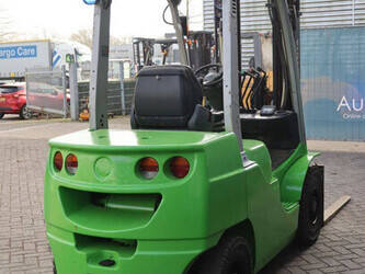 2018-cesab-m325d-1413947-45340073