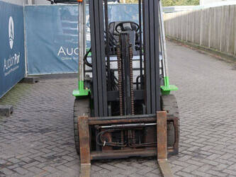 2018-cesab-m325d-1413947-45340075