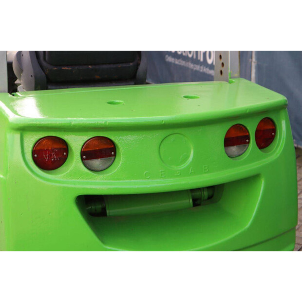 2018 سيساب M325D-45340084