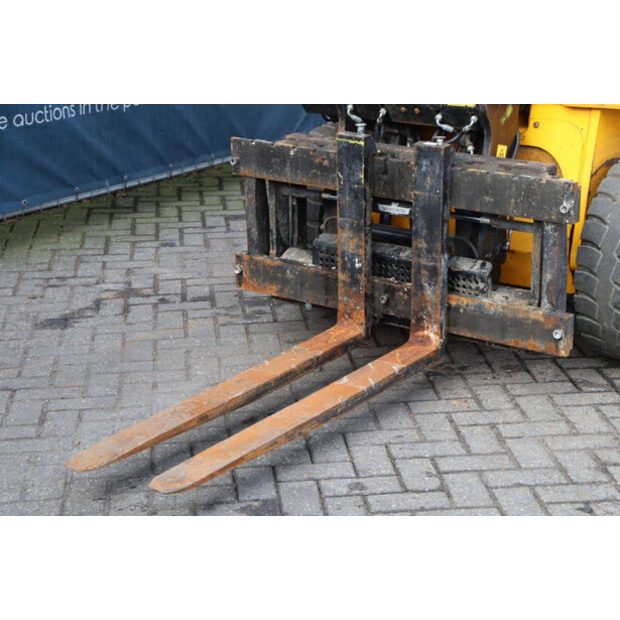 2016 JCB TLT30D-45340114