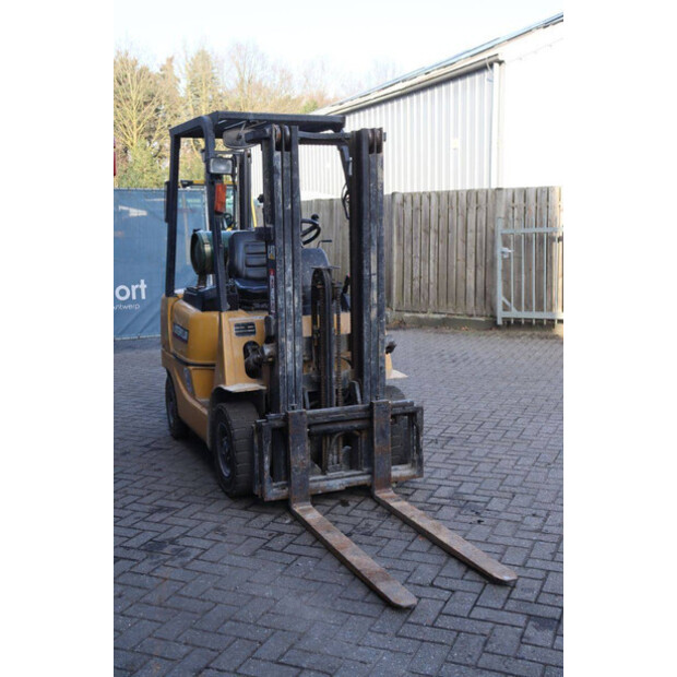 1999 كاتربيلر GP15K-45340185