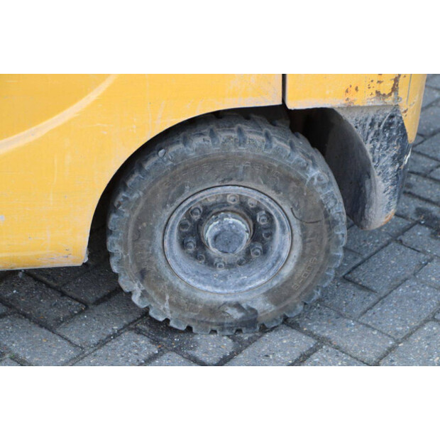 1999 كاتربيلر GP15K-45340192